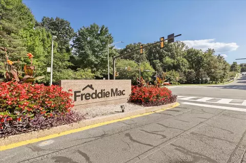 View/Area - 1148 Randolph Rd, Mclean, VA 22101 photo 2 of 2