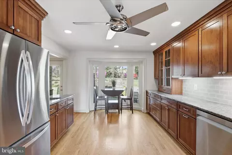 Kitchen - 1148 Randolph Rd, Mclean, VA 22101 photo 2 of 3