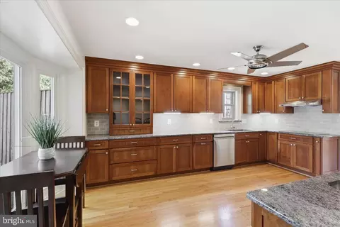 Kitchen - 1148 Randolph Rd, Mclean, VA 22101 photo 1 of 3