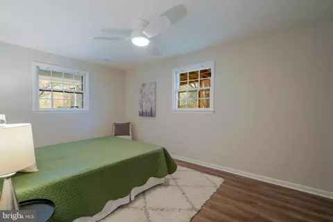 Bedroom - 1347 Macbeth St, Mclean, VA 22102 photo 10 of 11