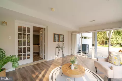 Exterior - 1347 Macbeth St, Mclean, VA 22102 photo 11 of 30