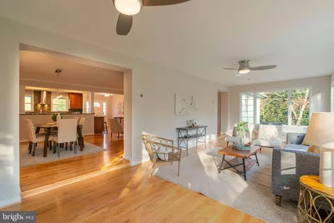 Living - 1347 Macbeth St, Mclean, VA 22102 photo 5 of 14