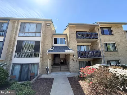 10223 Valentino Dr #7321, Oakton, VA 22124