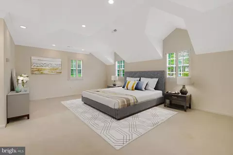 Bedroom - 911 Rail Ct, Mclean, VA 22102 photo 1 of 7
