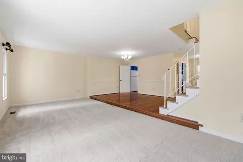 Living - 8955 Omega Ct, Springfield, VA 22152 photo 3 of 9