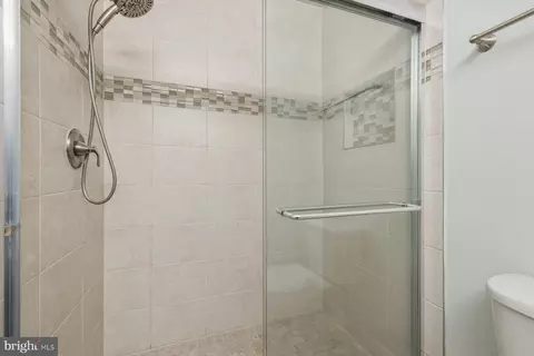Bath - 8955 Omega Ct, Springfield, VA 22152 photo 1 of 3