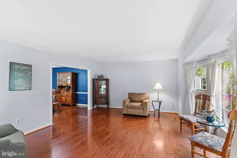 7710 Wilbur Ct, Springfield, VA 22153 photo 6