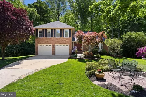 7710 Wilbur Ct, Springfield, VA 22153