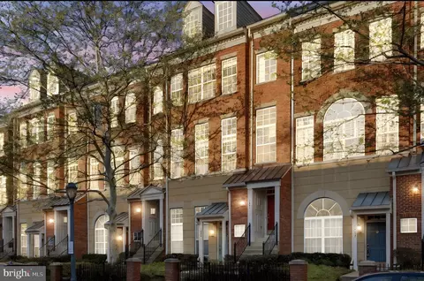 1881 Crescent Park Dr, Reston, VA 20190