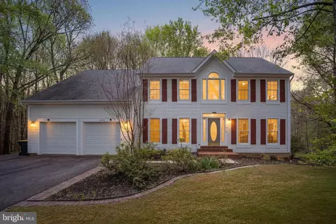 4752 Holly Ave, Fairfax, VA 22030