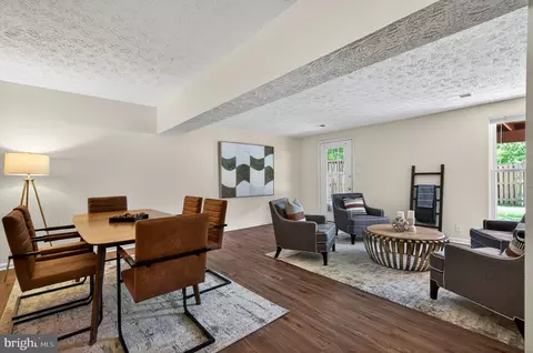 Dining - 9129 Blarney Stone Dr, Springfield, VA 22152 photo 5 of 6