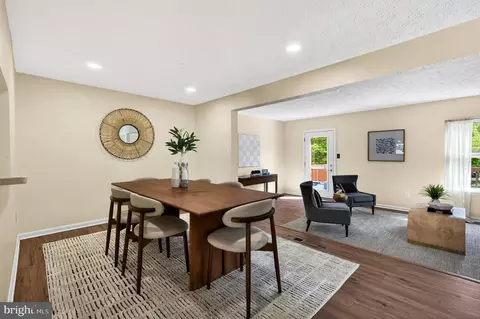 Dining - 9129 Blarney Stone Dr, Springfield, VA 22152 photo 3 of 6
