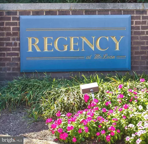 1800 Old Meadow Rd #713, Mclean, VA 22102