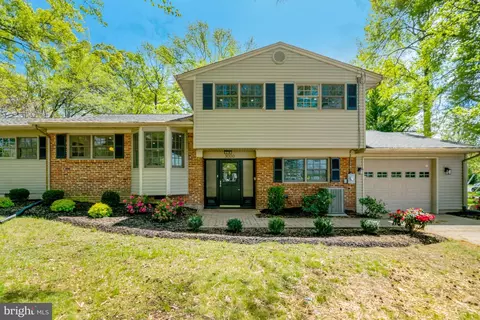 3000 Battersea Ln, Alexandria, VA 22309