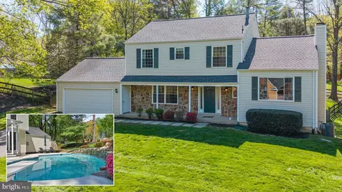 11715 Lariat Ln, Oakton, VA 22124