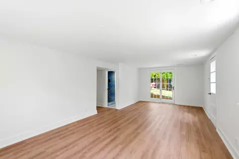Living - 7708 Jansen Dr, Springfield, VA 22152 photo 6 of 8