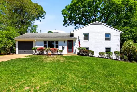 7708 Jansen Dr, Springfield, VA 22152