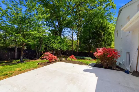 Exterior - 7708 Jansen Dr, Springfield, VA 22152 photo 10 of 12