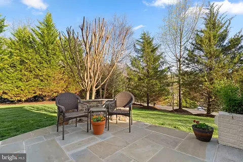 Exterior - 9323 Castle Hill Rd, Springfield, VA 22153 photo 5 of 11