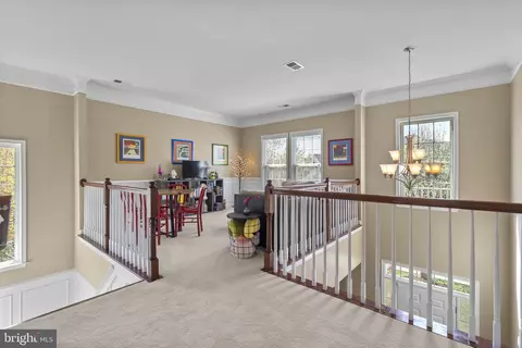 Entry Way - 9323 Castle Hill Rd, Springfield, VA 22153 photo 5 of 15