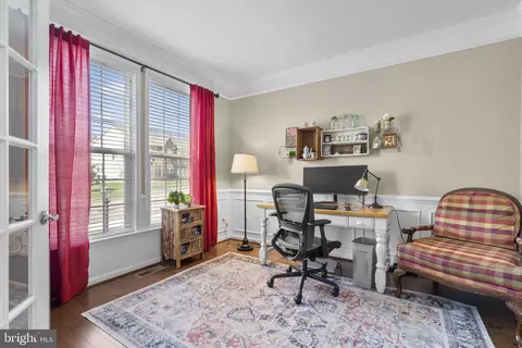 Other - 9323 Castle Hill Rd, Springfield, VA 22153 photo 1 of 33