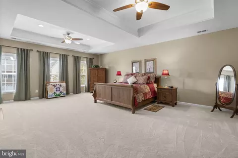 Bedroom - 9323 Castle Hill Rd, Springfield, VA 22153 photo 1 of 10