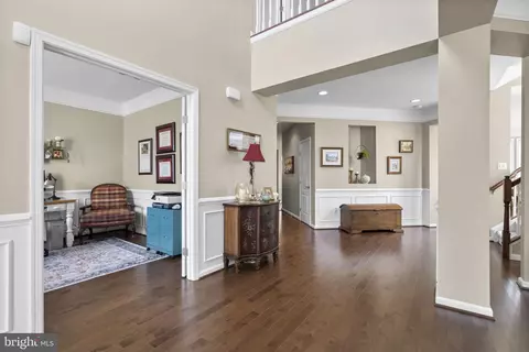 Entry Way - 9323 Castle Hill Rd, Springfield, VA 22153 photo 1 of 15