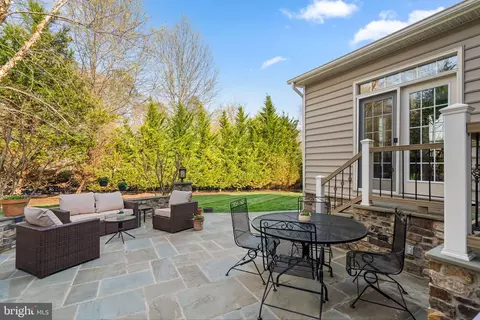 Other - 9323 Castle Hill Rd, Springfield, VA 22153 photo 29 of 33