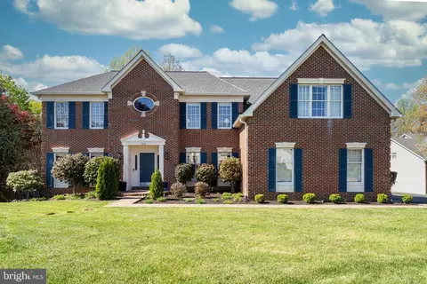 1518 Thurber St, Herndon, VA 20170