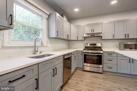 4159 Novar Dr, Chantilly, VA 20151 photo 6