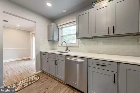 4159 Novar Dr, Chantilly, VA 20151 photo 7
