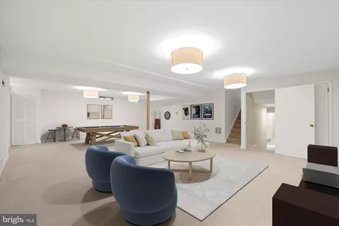 Living - 6212 Nethercombe Ct, Mclean, VA 22101 photo 14 of 15