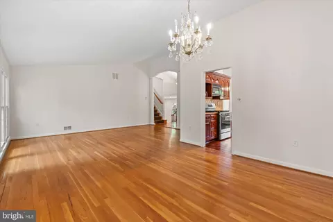 Living - 6212 Nethercombe Ct, Mclean, VA 22101 photo 4 of 15