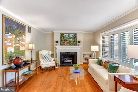 Living - 6724 Melrose Dr, Mclean, VA 22101 photo 1 of 5
