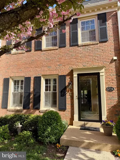 6724 Melrose Dr, Mclean, VA 22101