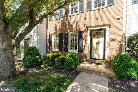 Exterior - 6724 Melrose Dr, Mclean, VA 22101 photo 2 of 8