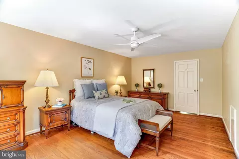 Bedroom - 6724 Melrose Dr, Mclean, VA 22101 photo 5 of 5