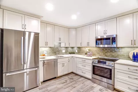 Kitchen - 6724 Melrose Dr, Mclean, VA 22101 photo 3 of 3