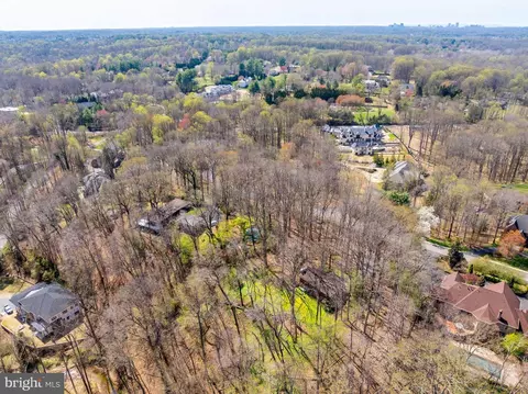 901 Chinquapin Rd, Mclean, VA 22102 photo 11
