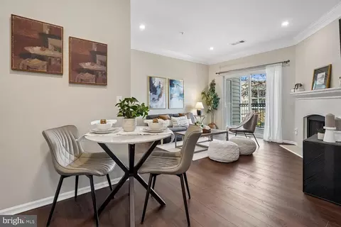 Dining - 1521 Spring Gate Dr #10211, Mclean, VA 22102 photo 1 of 1