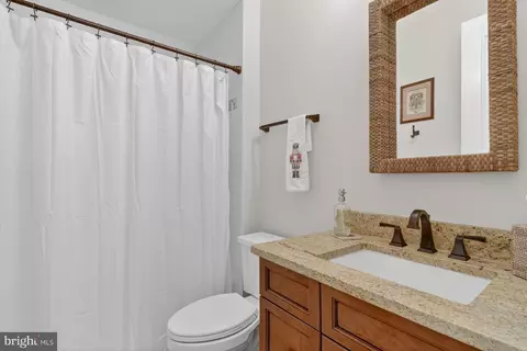Bath - 1420 Kurtz Rd, Mclean, VA 22101 photo 7 of 7