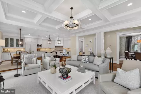 Living - 1420 Kurtz Rd, Mclean, VA 22101 photo 2 of 2
