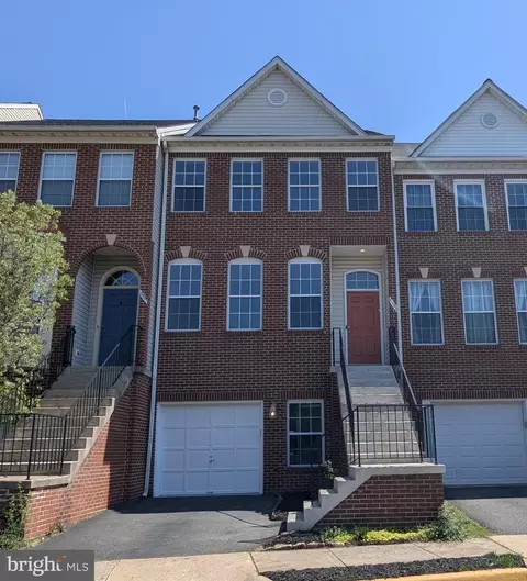 2593 James Madison Cir, Herndon, VA 20171