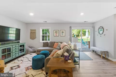 Other - 6445 Linway Ter NW, Mclean, VA 22101 photo 11 of 12