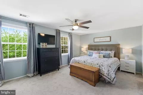 Bedroom - 6445 Linway Ter NW, Mclean, VA 22101 photo 1 of 7
