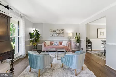 Living - 6445 Linway Ter NW, Mclean, VA 22101 photo 1 of 2