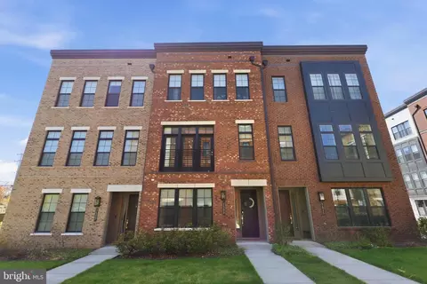 7509 Sawyer Farm Way #2002, Mclean, VA 22102