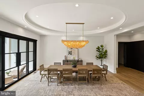 Dining - 825 Whann Ave, Mclean, VA 22101 photo 1 of 2