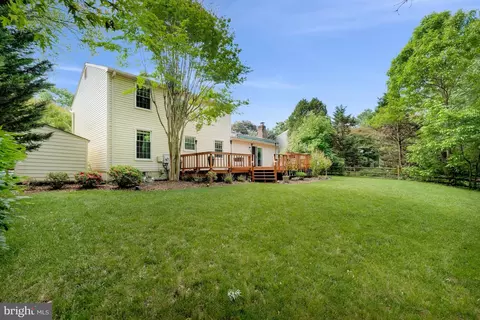 Exterior - 2212 Stirrup Iron Ln, Reston, VA 20191 photo 9 of 16