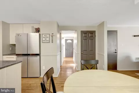 Entry Way - 2212 Stirrup Iron Ln, Reston, VA 20191 photo 4 of 4